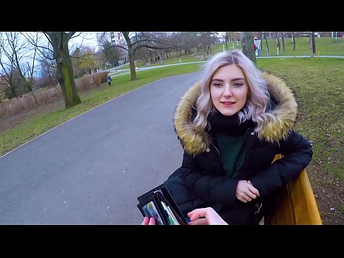 ❤️ Mitelina vahiny mafana ho an'ny vola - blowjob ao amin'ny zaridainan'i Eva Elfie ❌ Sluts aminay ❌